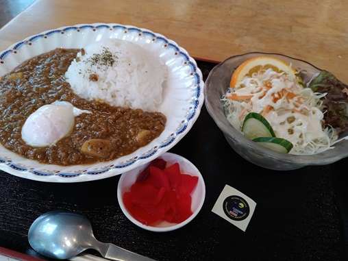 輸送艦くにさきカレー