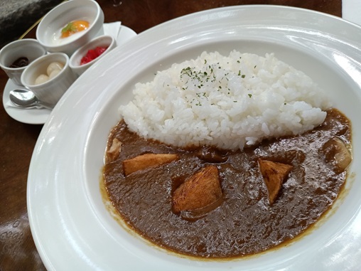 潜水艦いそしおカレー